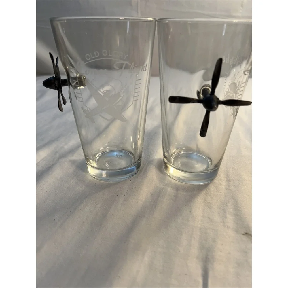Set Of 2 16oz Old Glory Honor Flight Pint Glasses With Moving Propeller